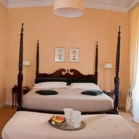 Residenza Dei Pucci