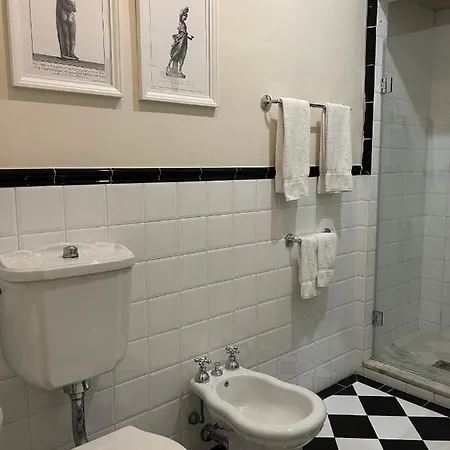 Residenza Dei Pucci Pensión 3*